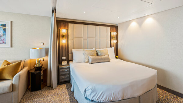 RCI UTOPIA Grand Suite 1 Bedroom 1.jpeg